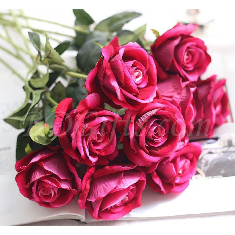 9 pcs red roses in bouquet