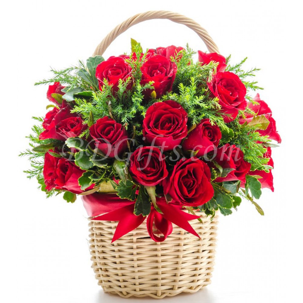 30 pcs red roes in basket