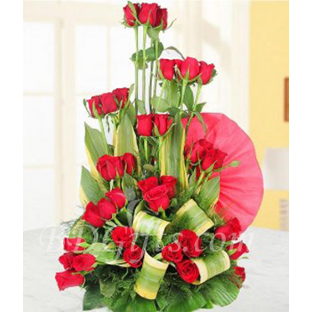 40 pcs imported red roses in basket