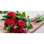 20 pcs red roses in bouquet