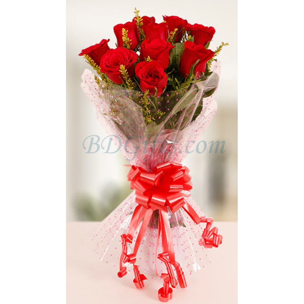 10 pcs red roses in bouquet