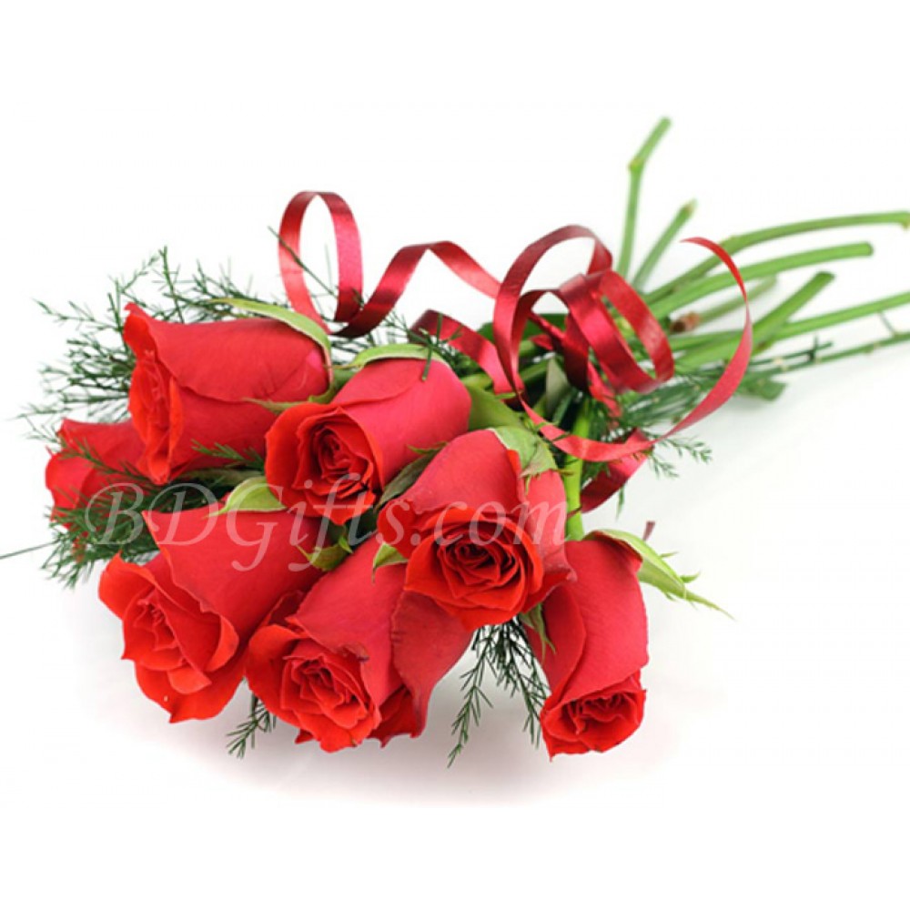 7 pcs red roses in bouquet