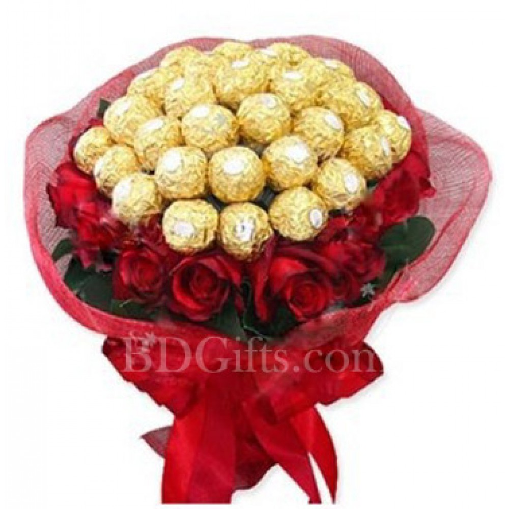 Fabulous red roses with chocolates in bouquet