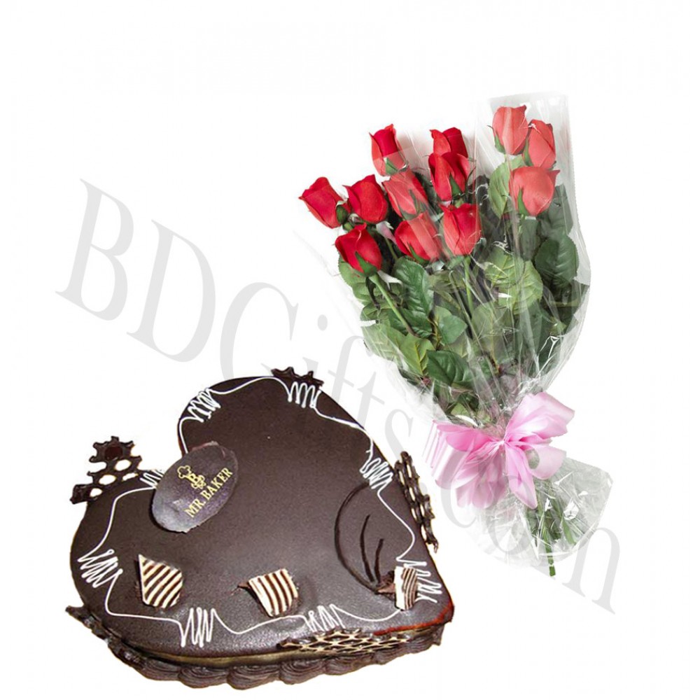 Cake and red roses in bouquet
