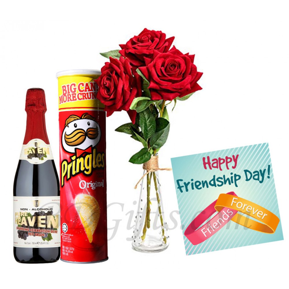 Roses with sparking juice, chips and card