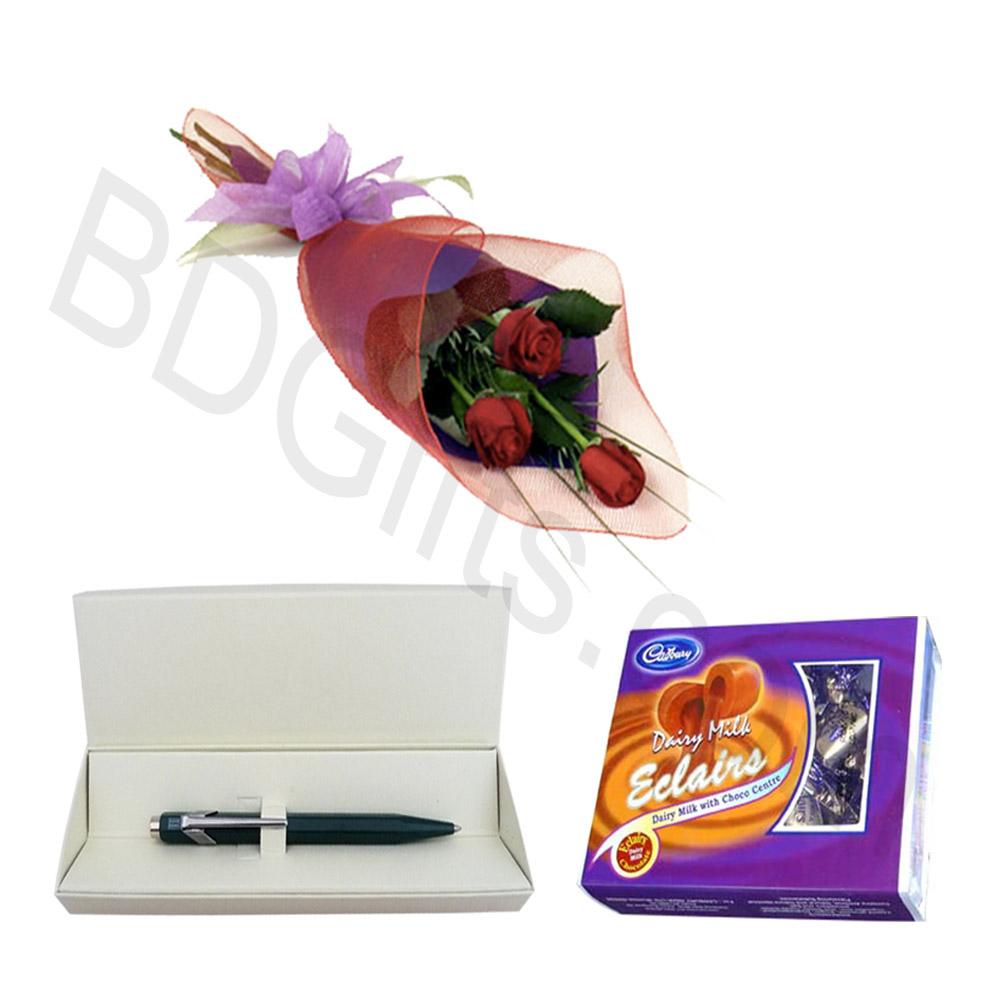 Red roses with pen and chocolate