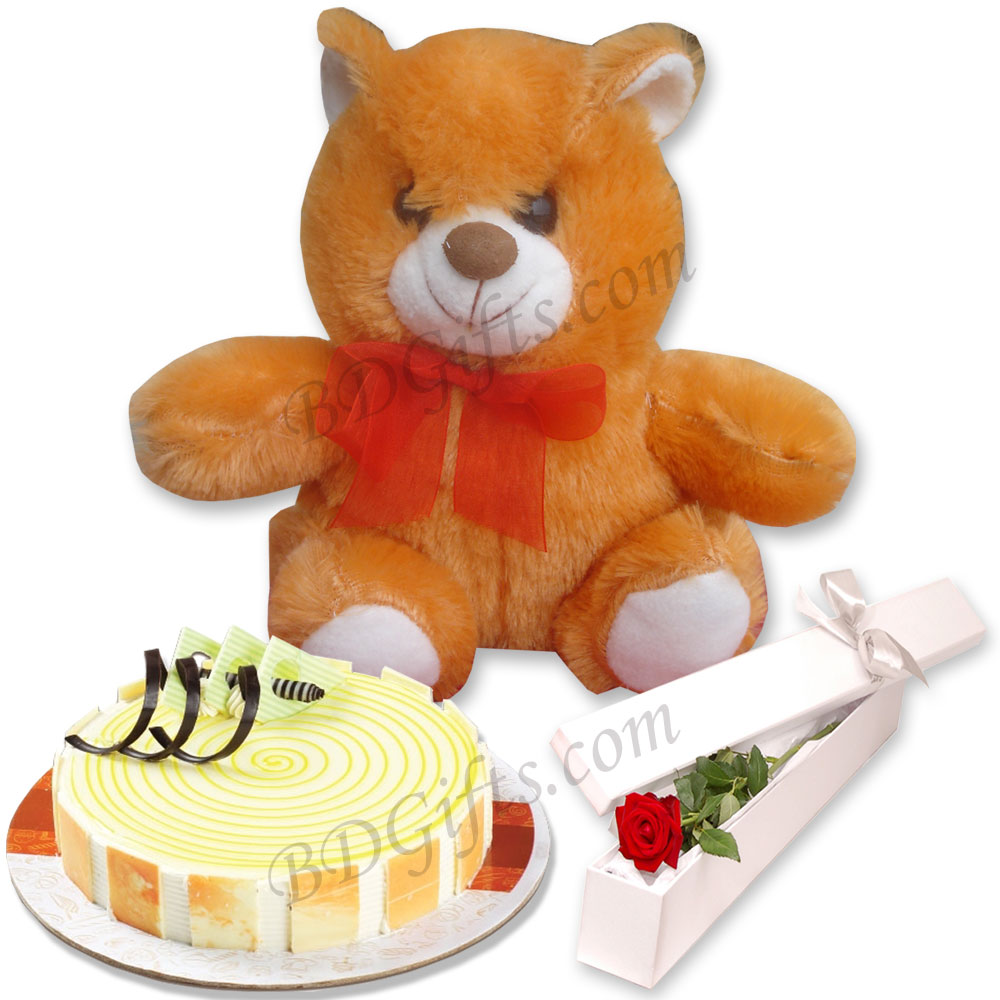 Cake W/ Teddy Bear and Red Rose