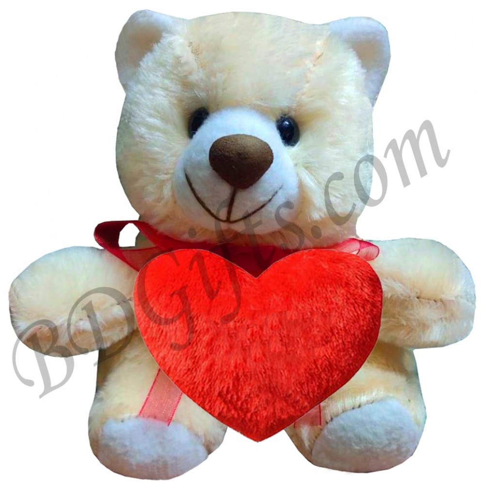 Small cute bear with heart 